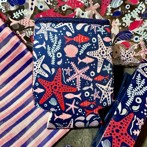 2 KITS! NWT BEACH ESSENTIALS BY THE PAPER STORE - Picture 5 of 12